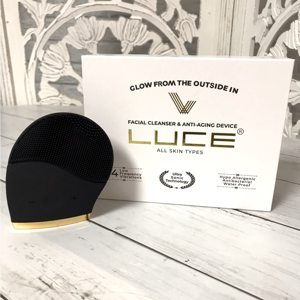 Luce Beauty Facial Cleanser & Anti-Aging Device Cleansing Brush, Skincare Brush